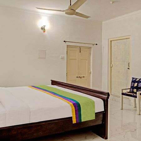 Hotel Meera Udaipur Ngoại thất bức ảnh